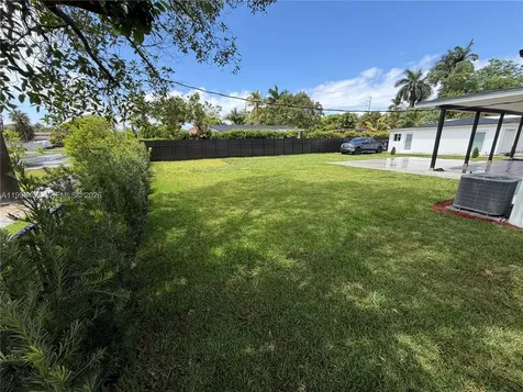 596 Ragan Drive Miami Springs FL 33166