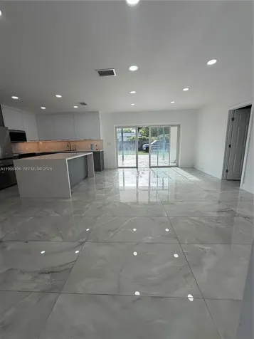 596 Ragan Drive Miami Springs FL 33166