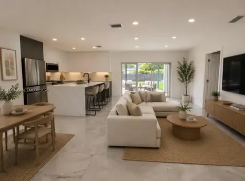 596 Ragan Drive Miami Springs FL 33166