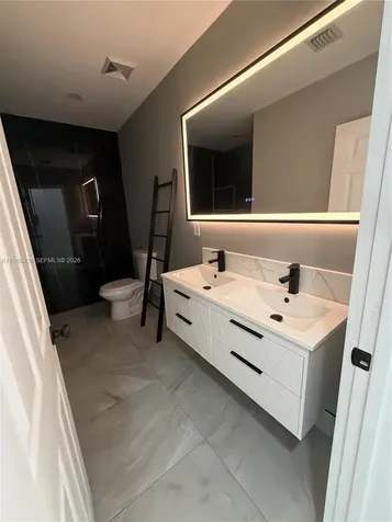 596 Ragan Drive Miami Springs FL 33166