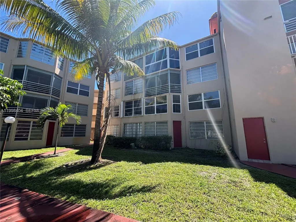 1501 NE 191st Street Miami FL 33179