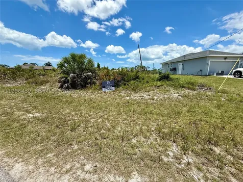 6 Bill Court Other City - In The State Of Florida FL 33946