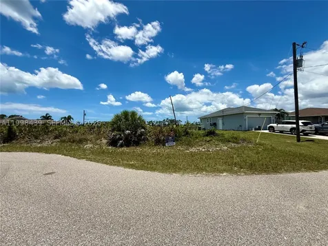 6 Bill Court Other City - In The State Of Florida FL 33946
