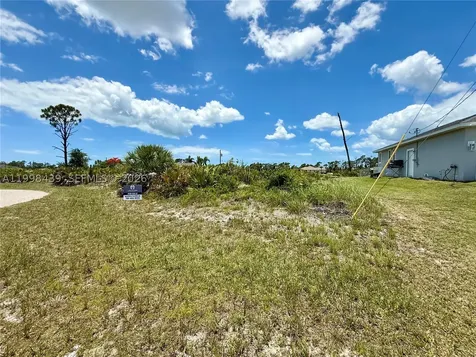 6 Bill Court Other City - In The State Of Florida FL 33946