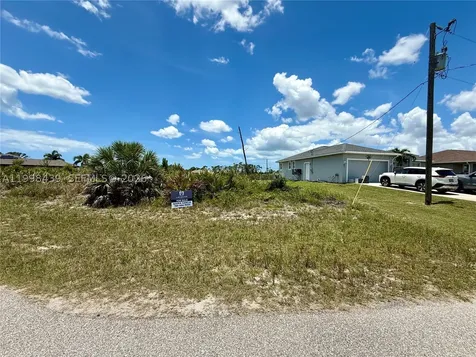 6 Bill Court Other City - In The State Of Florida FL 33946