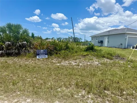6 Bill Court Other City - In The State Of Florida FL 33946