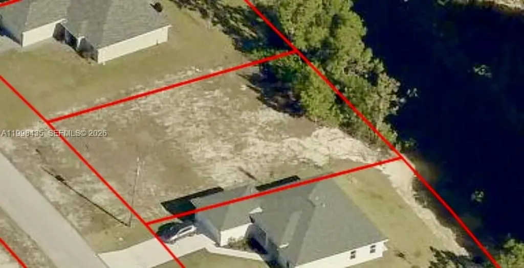 3207 NW 5th Avenue Cape Coral FL 33993