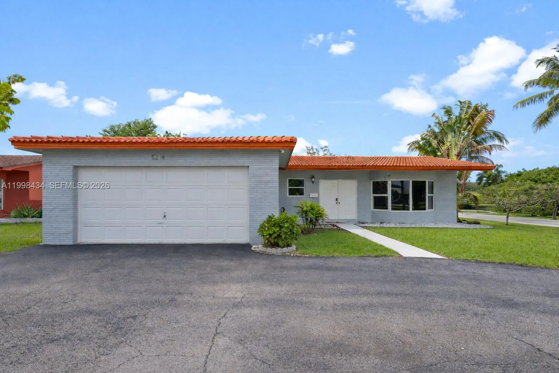 5214 W Park Road Hollywood FL 33021