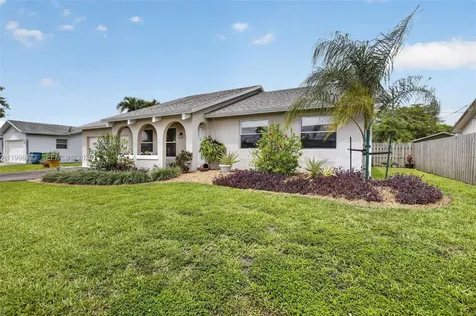 10471 NW 21st Court Sunrise FL 33322