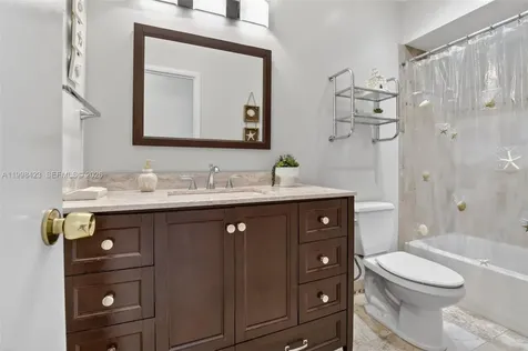 10471 NW 21st Court Sunrise FL 33322