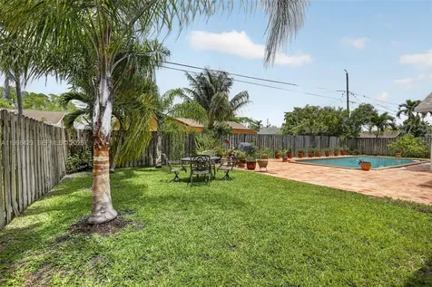 10471 NW 21st Court Sunrise FL 33322