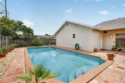 10471 NW 21st Court Sunrise FL 33322