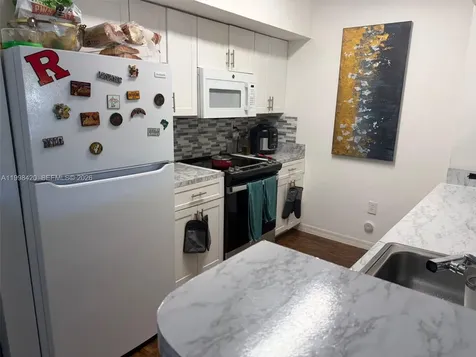 200 SW 117th Terrace Pembroke Pines FL 33025