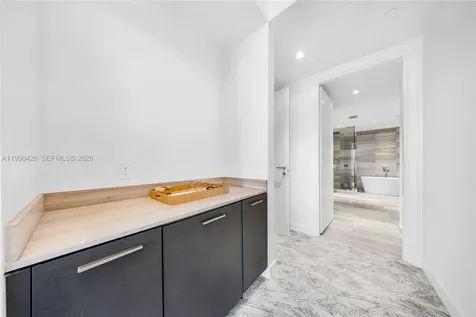 3300 NE 188th Street Aventura FL 33180