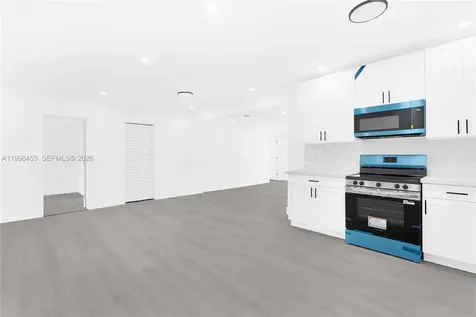 14321 Madison Street Miami FL 33176