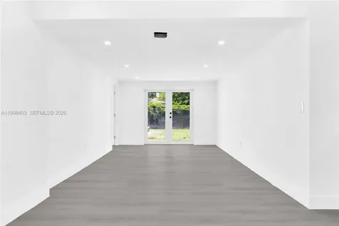 14321 Madison Street Miami FL 33176