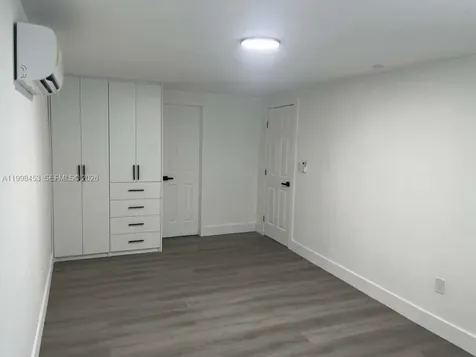 14321 Madison Street Miami FL 33176