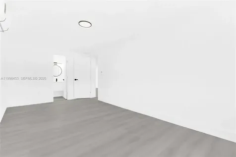 14321 Madison Street Miami FL 33176