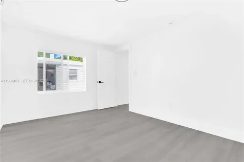 14321 Madison Street Miami FL 33176