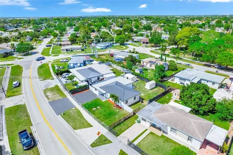 14321 Madison Street Miami FL 33176