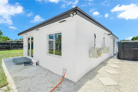 14321 Madison Street Miami FL 33176