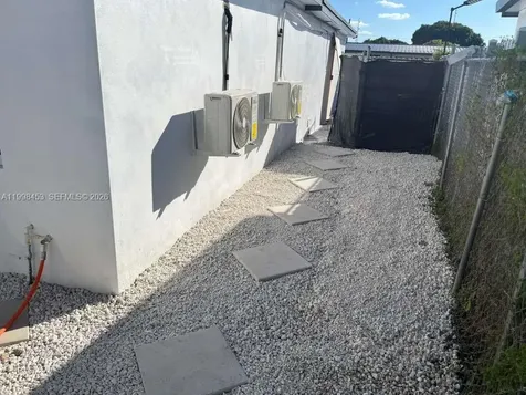 14321 Madison Street Miami FL 33176