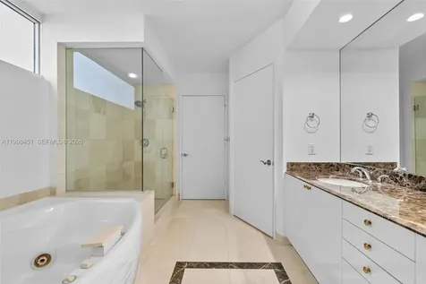 17555 Collins Avenue Sunny Isles Beach FL 33160