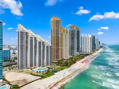 17555 Collins Avenue Sunny Isles Beach FL 33160