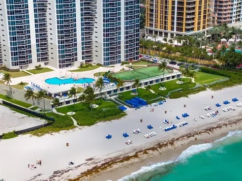 17555 Collins Avenue Sunny Isles Beach FL 33160