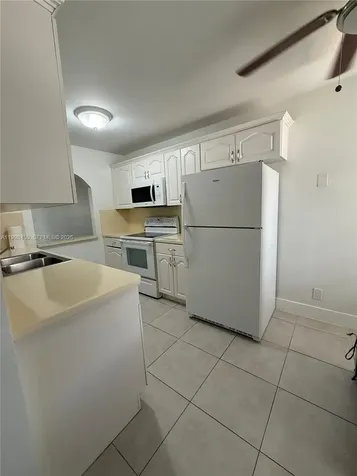 155 Lakeview Drive Weston FL 33326