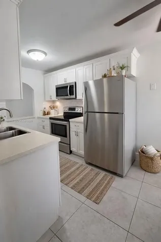 155 Lakeview Drive Weston FL 33326