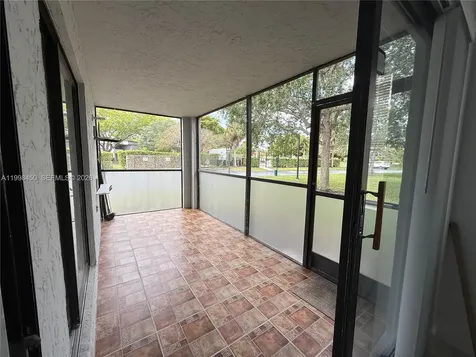 155 Lakeview Drive Weston FL 33326