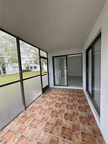 155 Lakeview Drive Weston FL 33326