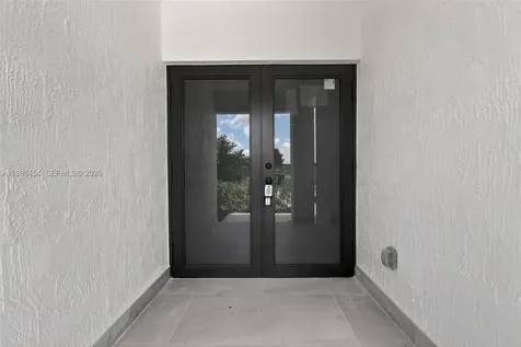 2270 Service Road Opa-Locka FL 33054