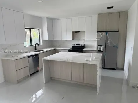 2270 Service Road Opa-Locka FL 33054