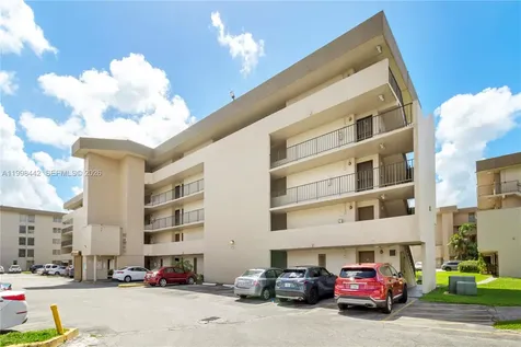 840 NW 87th Avenue Miami FL 33172
