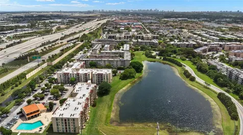 840 NW 87th Avenue Miami FL 33172