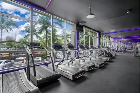 1035 West Avenue Miami Beach FL 33139