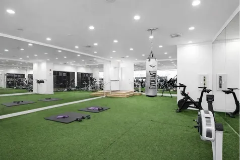 1035 West Avenue Miami Beach FL 33139