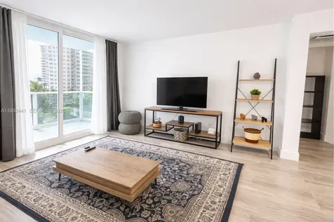 1035 West Avenue Miami Beach FL 33139