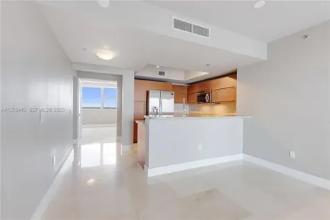 2641 N Flamingo Road Sunrise FL 33323