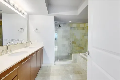 2641 N Flamingo Road Sunrise FL 33323