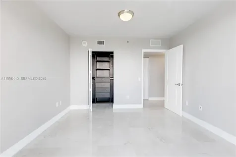 2641 N Flamingo Road Sunrise FL 33323