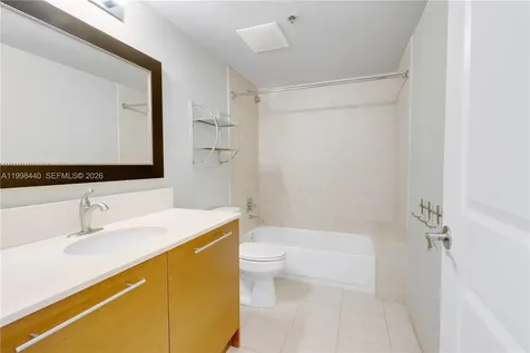 2641 N Flamingo Road Sunrise FL 33323