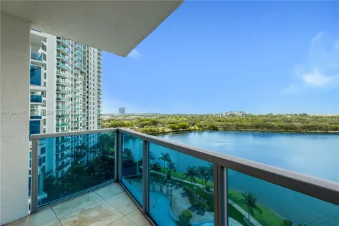 2641 N Flamingo Road Sunrise FL 33323