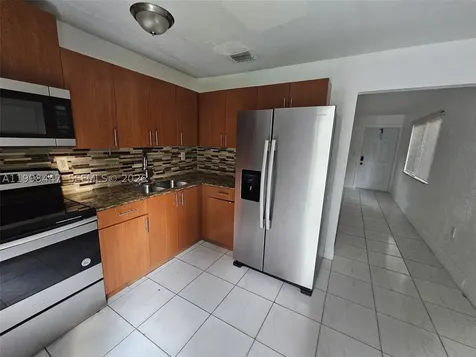 1857 NW 113th Terrace Miami FL 33167