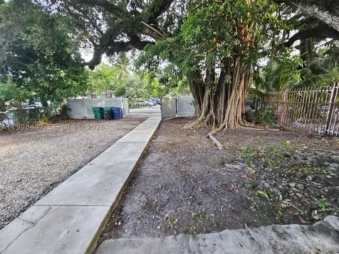 1857 NW 113th Terrace Miami FL 33167
