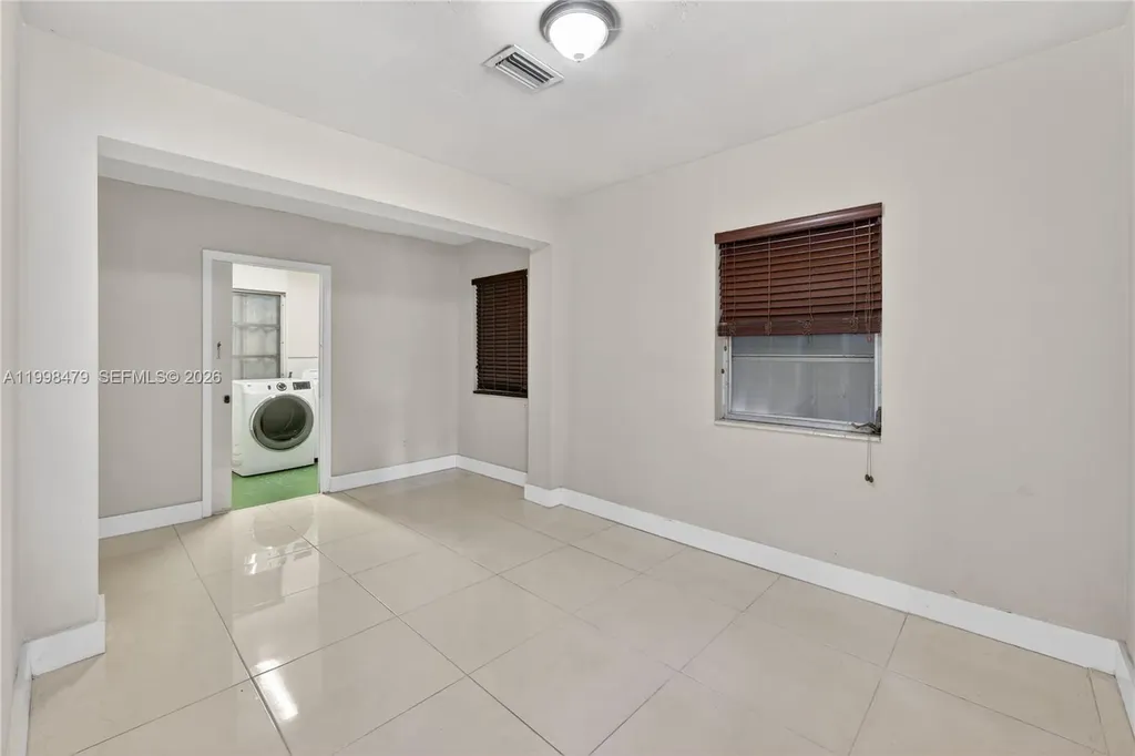 807 SW 26th Court Fort Lauderdale FL 33315