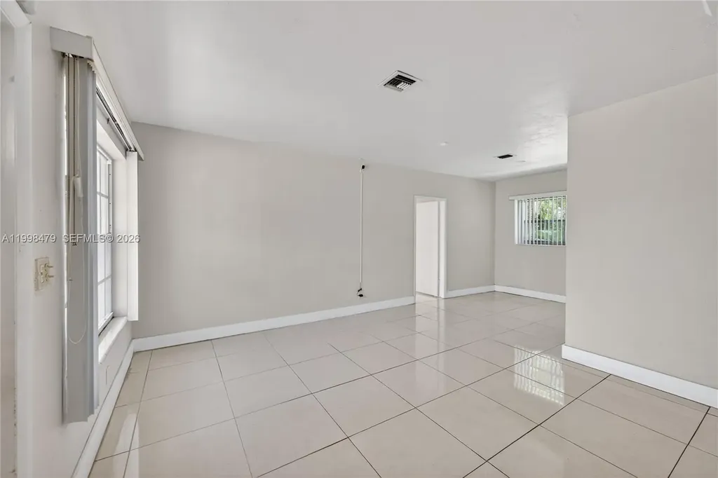807 SW 26th Court Fort Lauderdale FL 33315