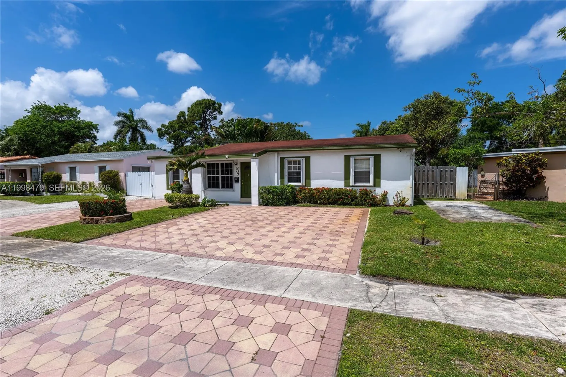 807 SW 26th Court Fort Lauderdale FL 33315
